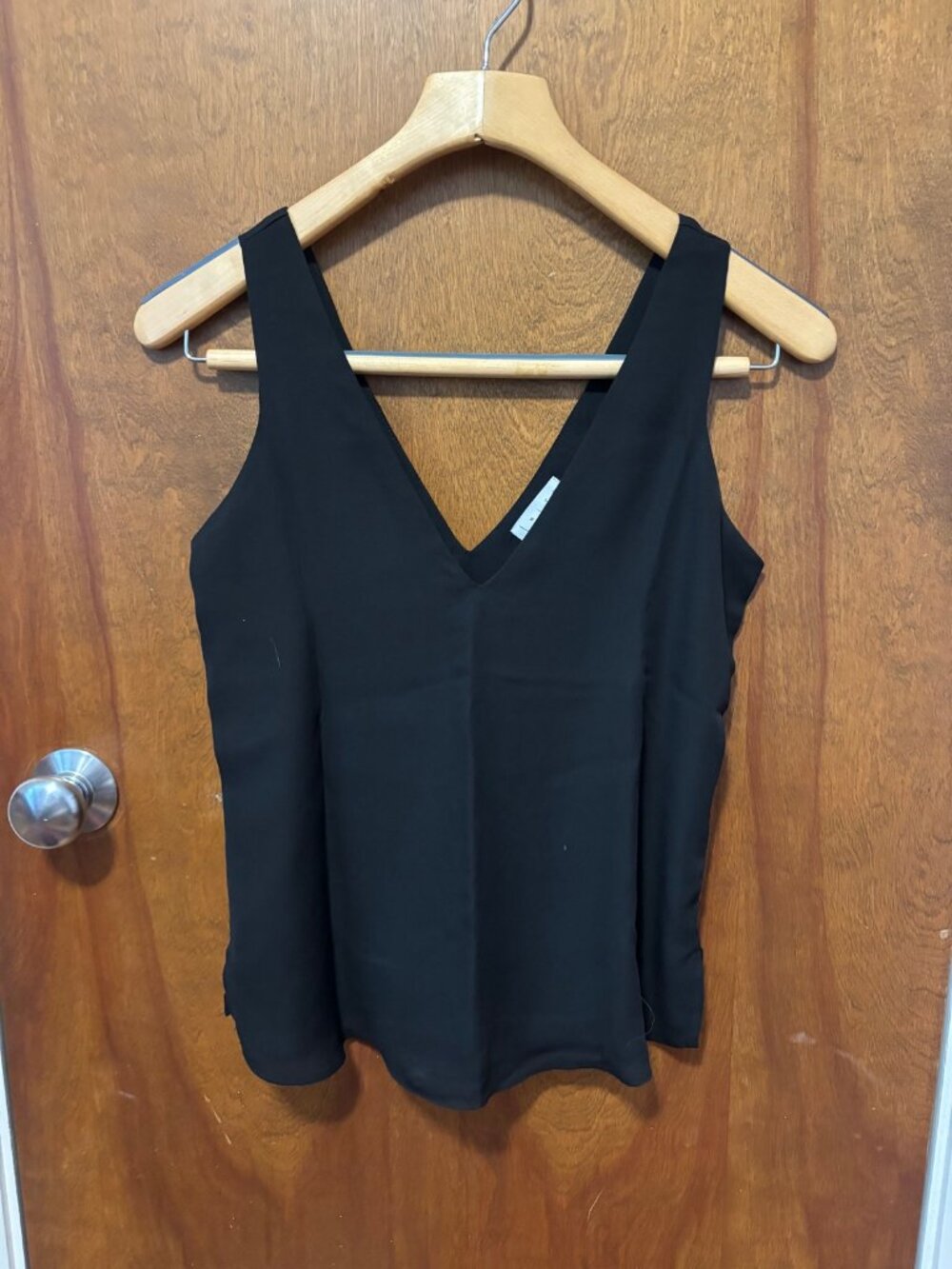 Leith Black V-Neck Tank Top Sleeveless XXS